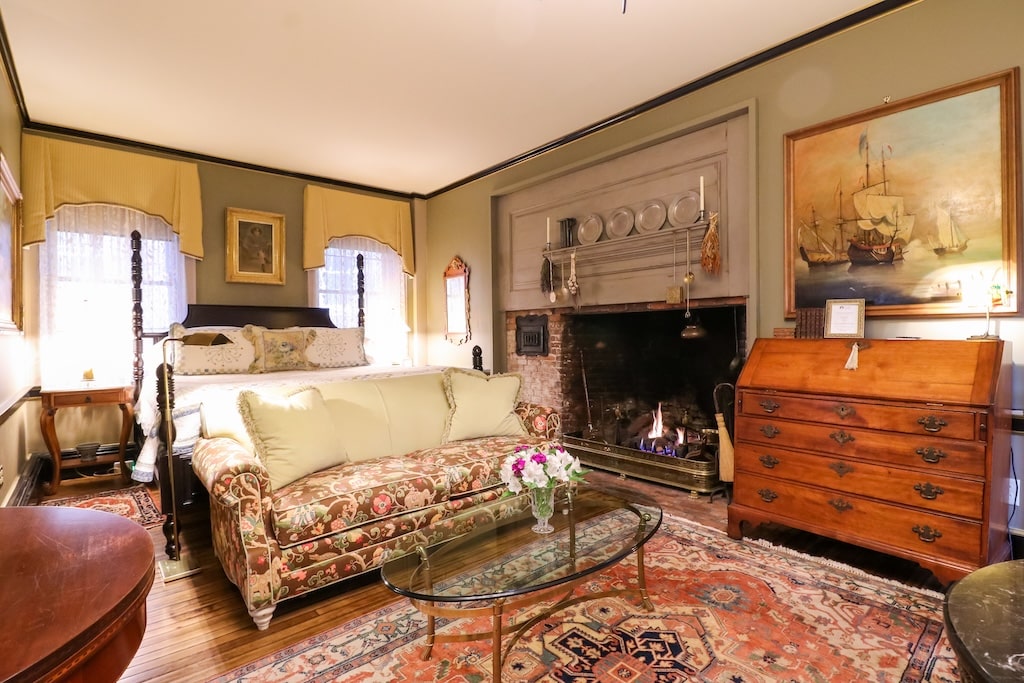 Stay at one of the most romantic Hotels in Exeter for your New Hampshire getaway. Enjoy a king size bed, loveseat, and toasty fireplace in the comfort of your room. 