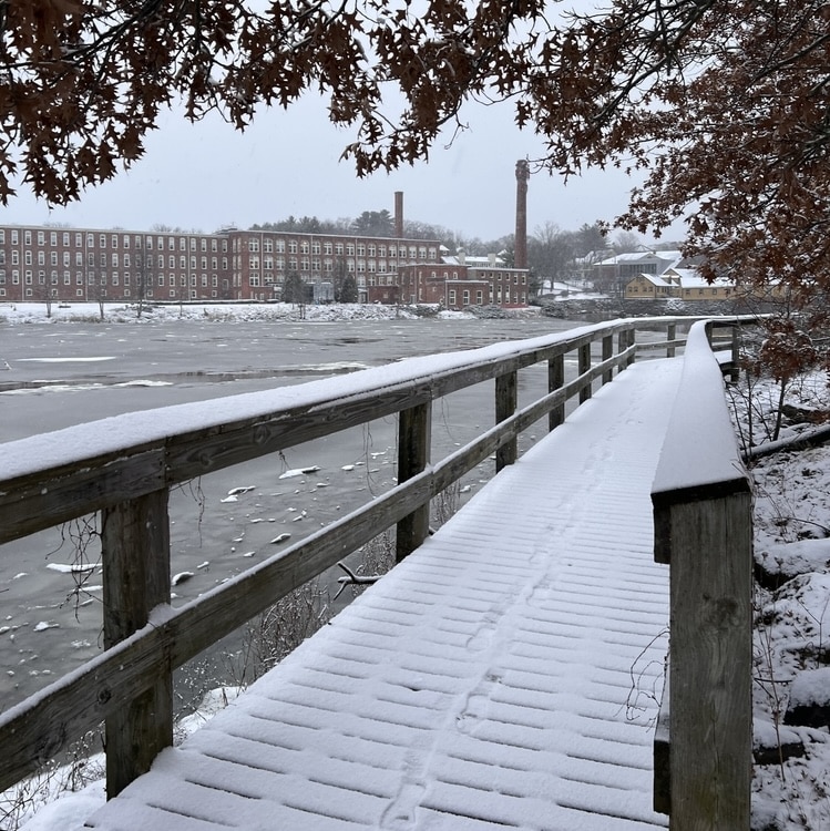Top Things to do in downtown Exeter, NH This Winter 1 A frozen winter walk in downtown Exeter, NH near our luxury hotel